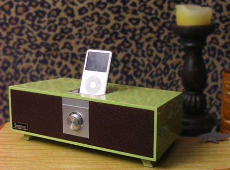 SpeckTone Retro iPod Speakers [review]