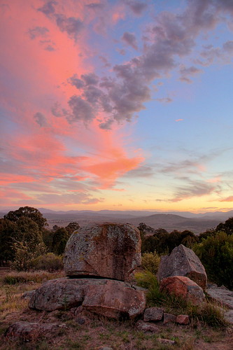 sunset geotagged rocks canberra hdr canberrasunset geolat35259024 geolon149038832
