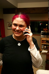 rachel talks to grandma joan on the phone    MG 9262 