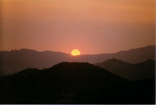 china sunset sun geotagged hill dalian 大连 geo:lat=38895275 geo:lon=121631763