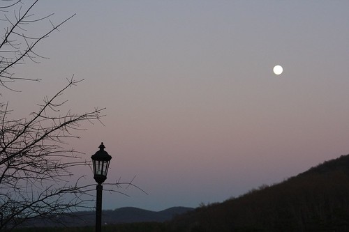 sunset moon mountain tree lamp dusk canonef28105mmf3545usm