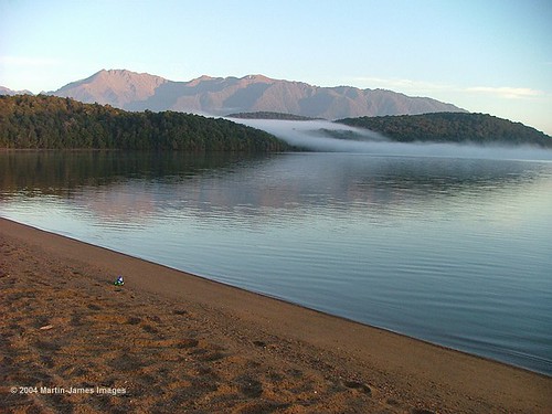 morning newzealand mist sunrise walking dawn earlymorning teanau aotearoa kepler manapouri tramp fjordland titiroa martinjames greatwalks