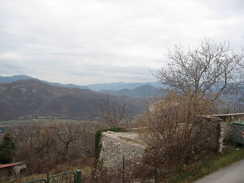 landscape hiking abruzzo pereto