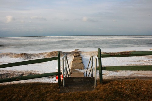 winter beach fence lakeerie path horizon steps