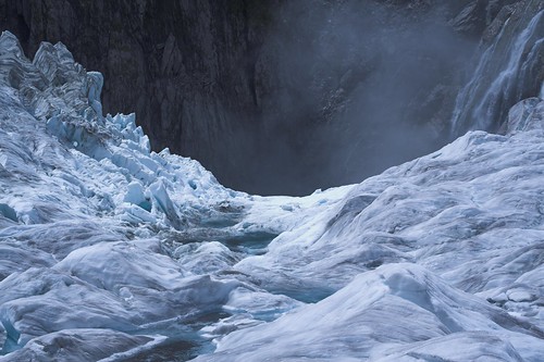 newzealand ice water frozen glacier foxglacier westcoast aotearoa seracs blueice helihike serac sigma1770mmf2845dcmacro portfolioshortlist