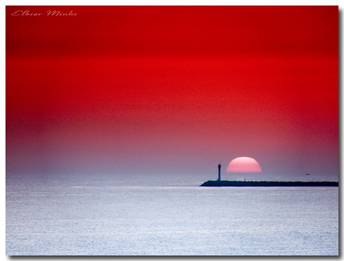 sunset sun lighthouse sol geotagged faro atardecer mar rojo huelva andalucia minks cokin elbierminks elbier geo:lat=37108313 geo:lon=6832552 elbiermnks