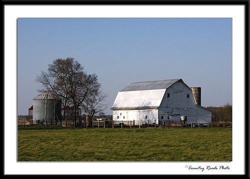 life white barn rural america landscape spring nikon bravo farm country indiana silo land d200 delapidated grainbin 18200mmf3556gvr countryroadsphoto