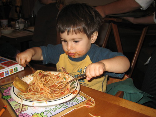 dining out with toddlers