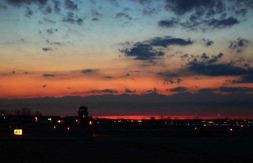 sunset airport aviation kane blaine controltower taxiway anoka anokacounty