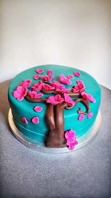 Cake by I Cake 4 U