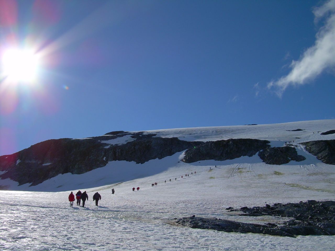 A New Tourist Destination: Antarctica Reachable by Passenger Jet