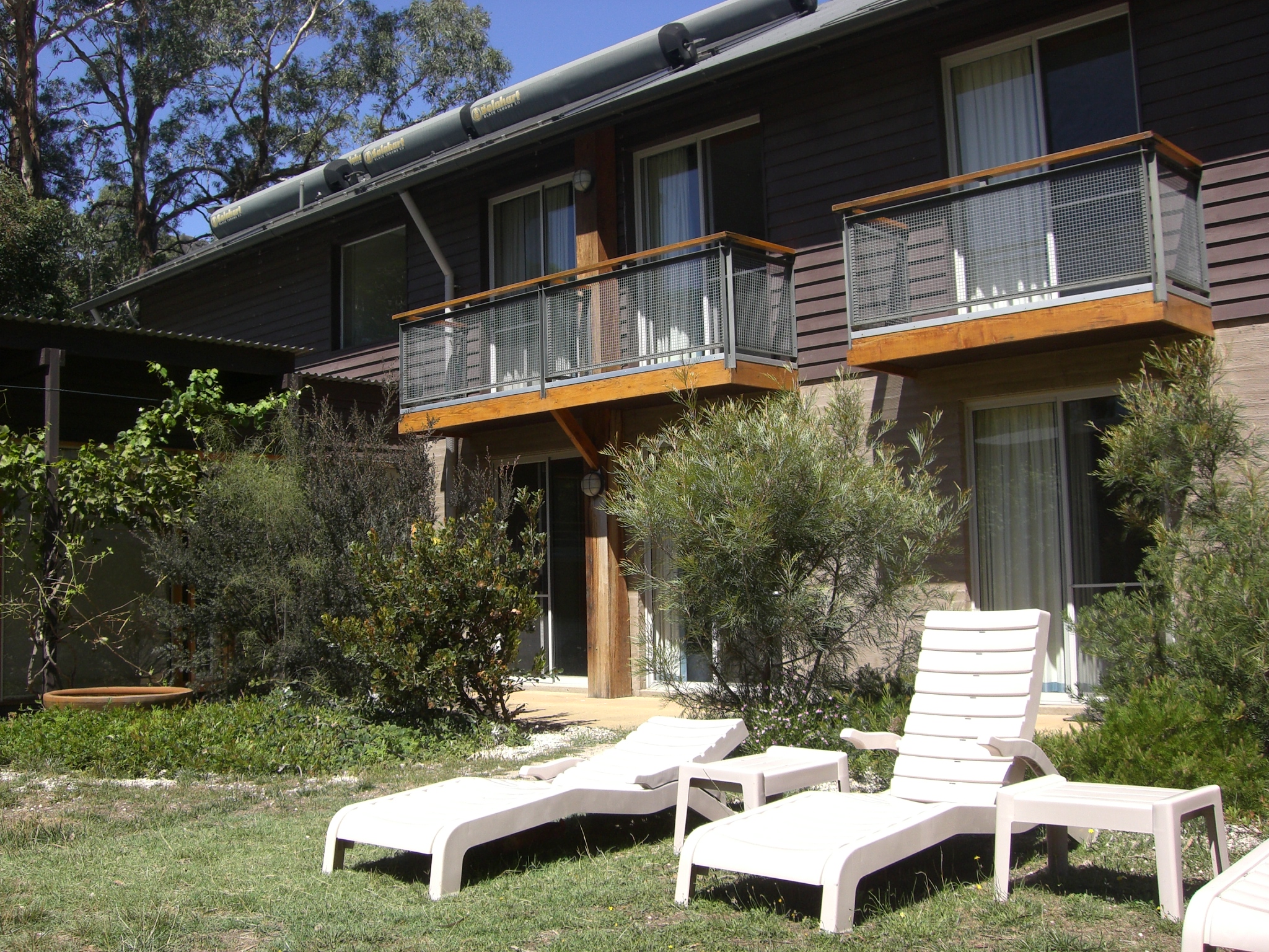 The Awesome YHA Eco-Hostel In Halls Gap