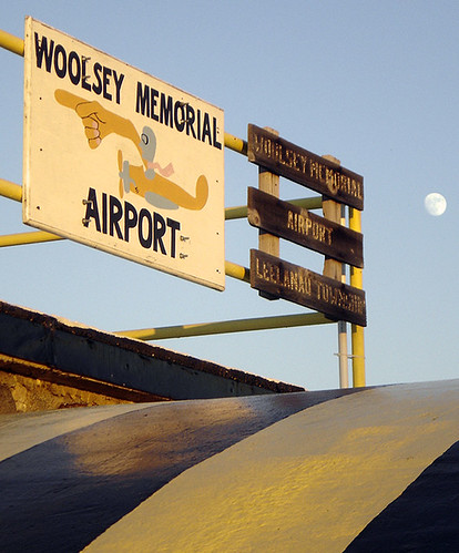 sunset moon chicago sign private airport geoffgeorge gsgeorge geoffreygeorge gsgfilms gsgfilmscom