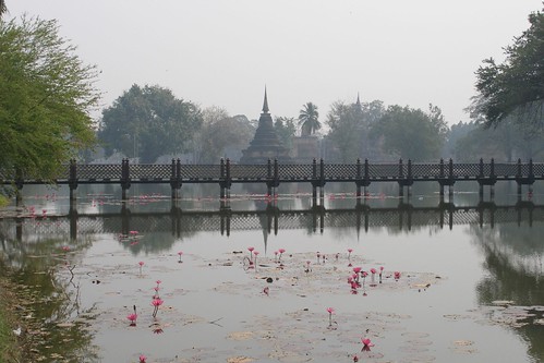 Wat Sa Si, Sukhothai Historical Park, Thailand без смс