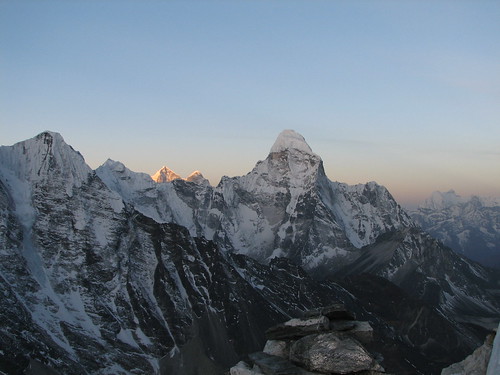 nepal mountains trek geotagged peak himalaya amadablam solukhumbu sagamartha geo:lat=2792052610906926 geo:lon=8693503490426679