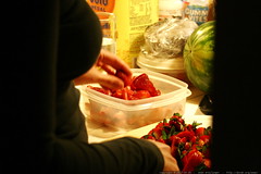 rachel cutting strawberries for dessert    MG 4128 