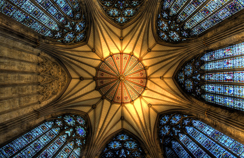 york roof england church architecture cathedral interior yorkshire stainedglass ceiling yorkminster hdr northyorkshire chapterhouse 10mm northernengland northeastengland nikond200 sigma1020mmf456exdc