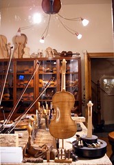 Violin store