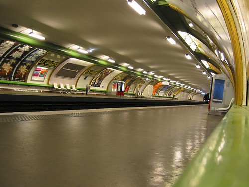 Metro Station - Sablons
