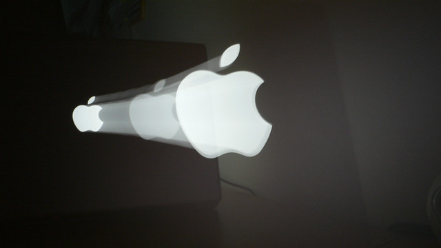 3D Apple Logo
