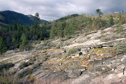 california landscape scenery scenic boulders lichen sierranevada johnsondale