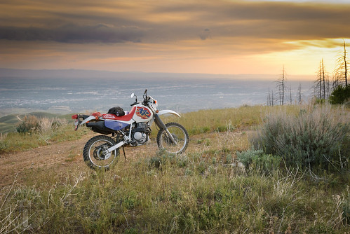 sunset foothills idaho boise motorcycle boiseridge hondaxr650l
