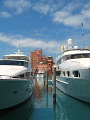 yachts at atlantis