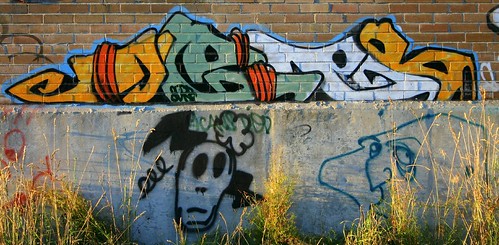 canada ontario stratford graffiti coopersite urban color colour streetart unfound geolat433661 geolon809828 geotagged themegraffiti