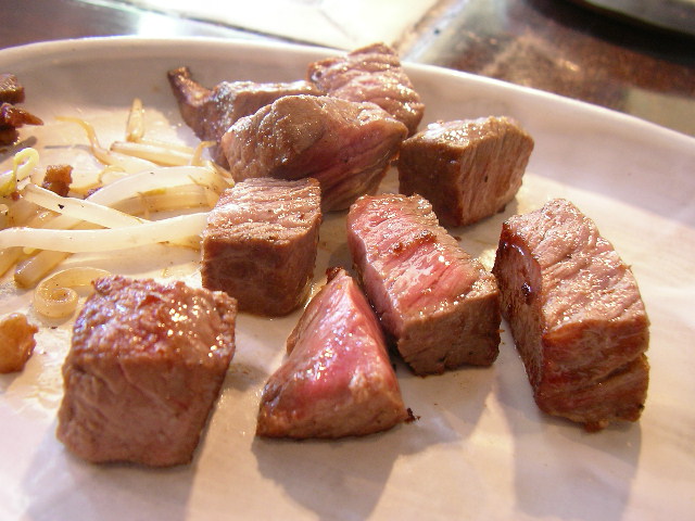 Saikoro (cube) beef steak