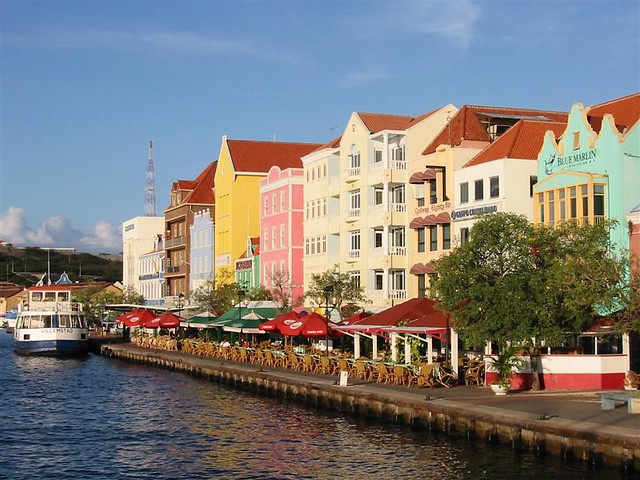 U.S. Expats Living in Curacao