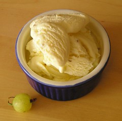 Gooseberry and elderflower ice cream