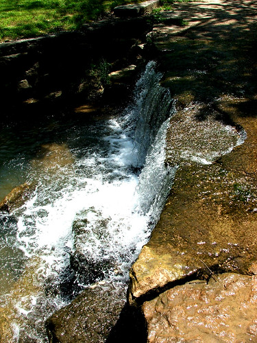 trip water waterfall missouri familyvacation dogwoodnaturepark
