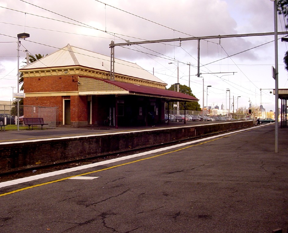 Henley's train station?