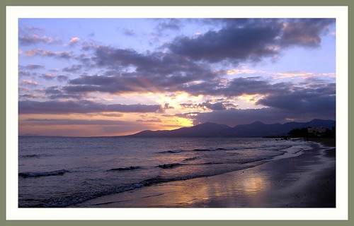 holiday sunset canaryislands autumn puertodelcarmen explore beach reflection sea seashore top20sunrisesunset lanzarote spain españa canarias framed wow