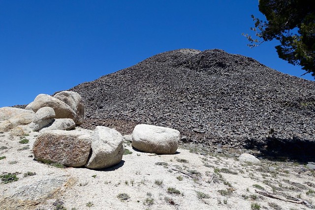 Granite and basalt, m1032