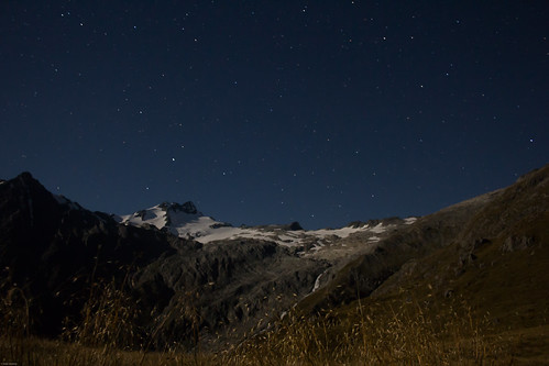 newzealand night stars westcoast haastpass mountaspiringnationalpark brewsterhut