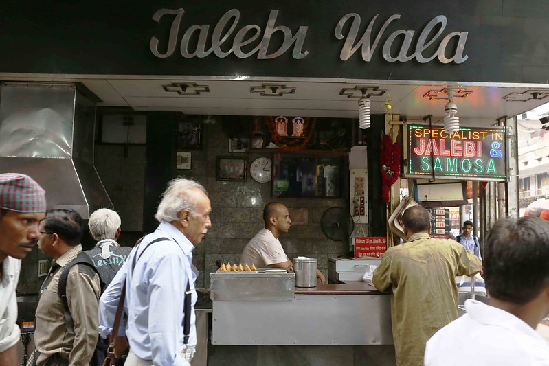 City Food - Jalebi Porn, Old and Famous Jalebi Walan, Chandni Chowk