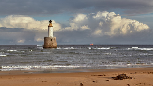 lighthouse scotland aberdeenshire ef2470mmf28lusm 1895 peterhead rattrayhead rattray rattrayheadlighthouse canon5dmarkii davidalanstevenson 06hardgrad rattraypoint captureone8 charlesalexanderstevenson