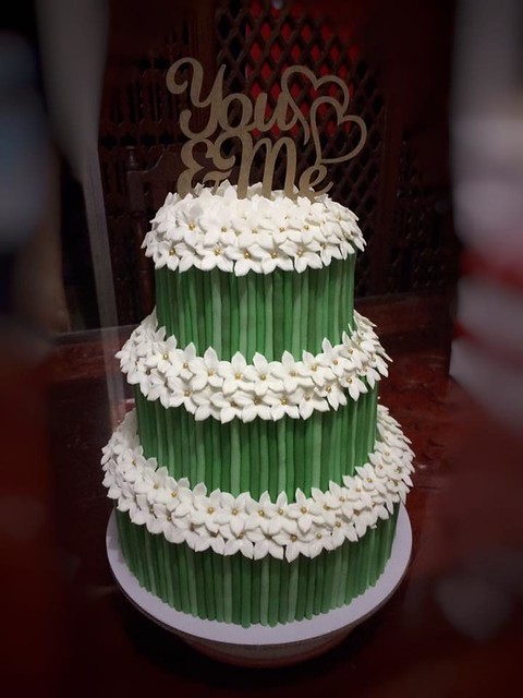 Cake by Jessica Morcilla Ibañez of My Confections - Cakes and Pastries