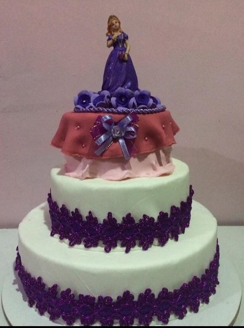 A Lace Cake by Diwata Ochoco of Heartbits by Diwi