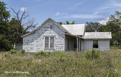 white house abandoned oklahoma architecture landscape outdoor rustic hwy105