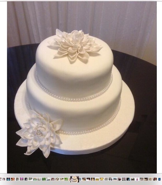Lotus Wedding Cake by Marina Silvia Rothhuber of Silvycakes