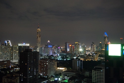 bangkok thailand thaïlande asie asia night nuit buildings lights lumières skyscrapers