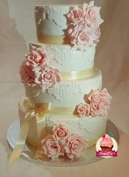 Wedding Cake by Samira El Malki (Inaya Cups)
