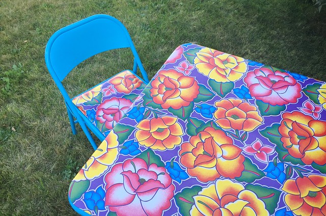 Folding Table and Chairs Makeover