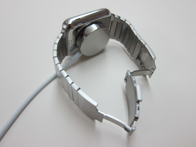 Apple Watch Magnetic Charging Cable (1m) - With Apple Watch