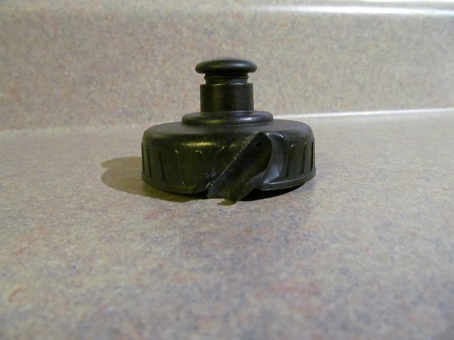 Water bottle lid