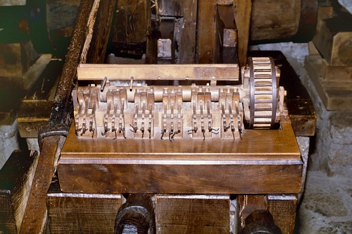 france moulin papier auvergne bois puydedôme fabrication ambert moulinàeau moulinàpapier forcehydraulique