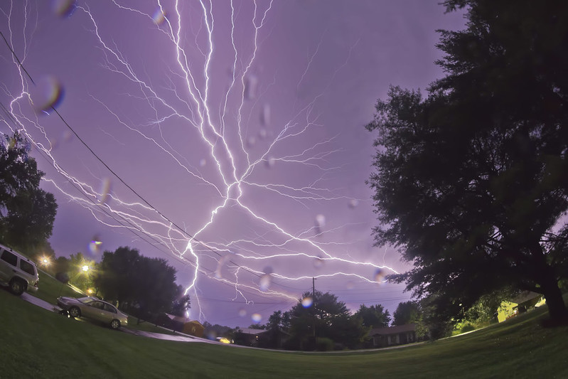 Lightning, White County, Tennessee