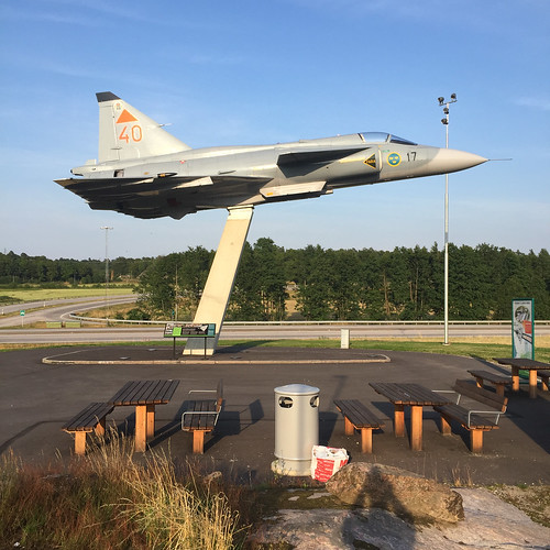 photography se fighter display sweden aircraft jet f22 uncropped viggen iphone blekinge 2015 ronneby ja37 iphonephoto blekingelän ¹⁄₁₀₀₀sek iphone6 iphone6backcamera415mmf22 22504082015185659 västraronneby